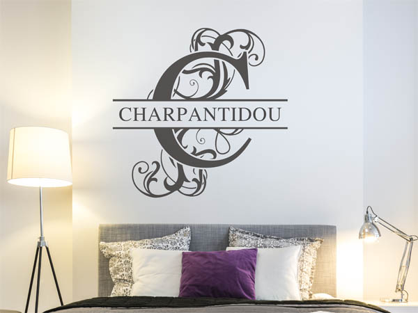 Wandtattoo verschnörkeltes C mit Charpantidou