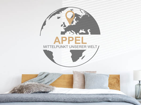Wandtattoo Appel - Mittelpunkt unserer Welt mit Pin im Globus