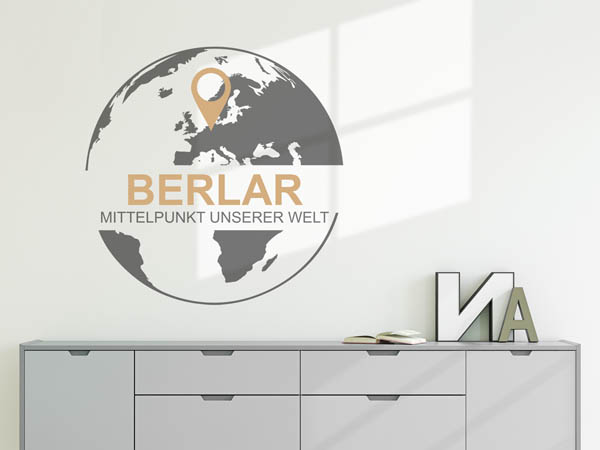 Wandtattoo Berlar - Mittelpunkt unserer Welt mit Pin im Globus