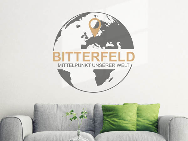 Wandtattoo Bitterfeld - Mittelpunkt unserer Welt mit Pin im Globus
