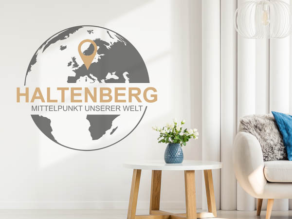Wandtattoo Haltenberg - Mittelpunkt unserer Welt mit Pin im Globus