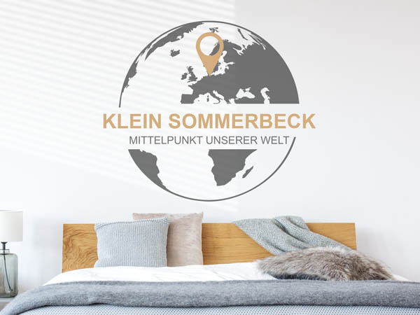 Wandtattoo Klein Sommerbeck - Mittelpunkt unserer Welt mit Pin im Globus
