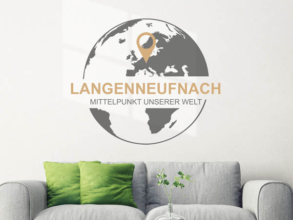 Wandtattoo Langenneufnach - Mittelpunkt unserer Welt mit Pin im Globus