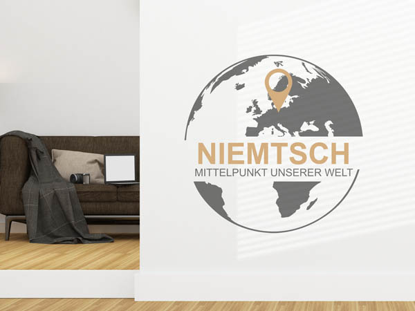 Wandtattoo Niemtsch - Mittelpunkt unserer Welt mit Pin im Globus