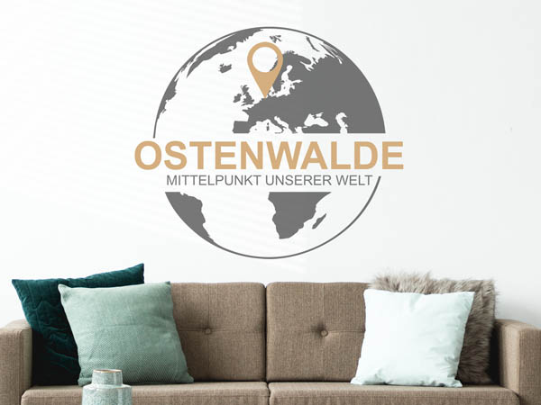 Wandtattoo Ostenwalde - Mittelpunkt unserer Welt mit Pin im Globus