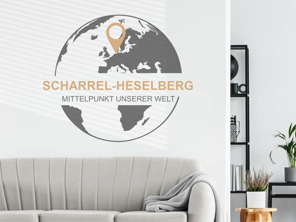 Wandtattoo Scharrel-Heselberg - Mittelpunkt unserer Welt mit Pin im Globus