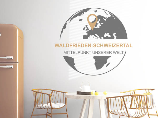 Wandtattoo Waldfrieden-Schweizertal - Mittelpunkt unserer Welt mit Pin im Globus