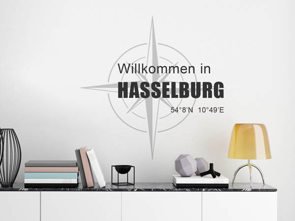 Wandtattoo Willkommen in Hasselburg mit den Koordinaten 54°8'N 10°49'E